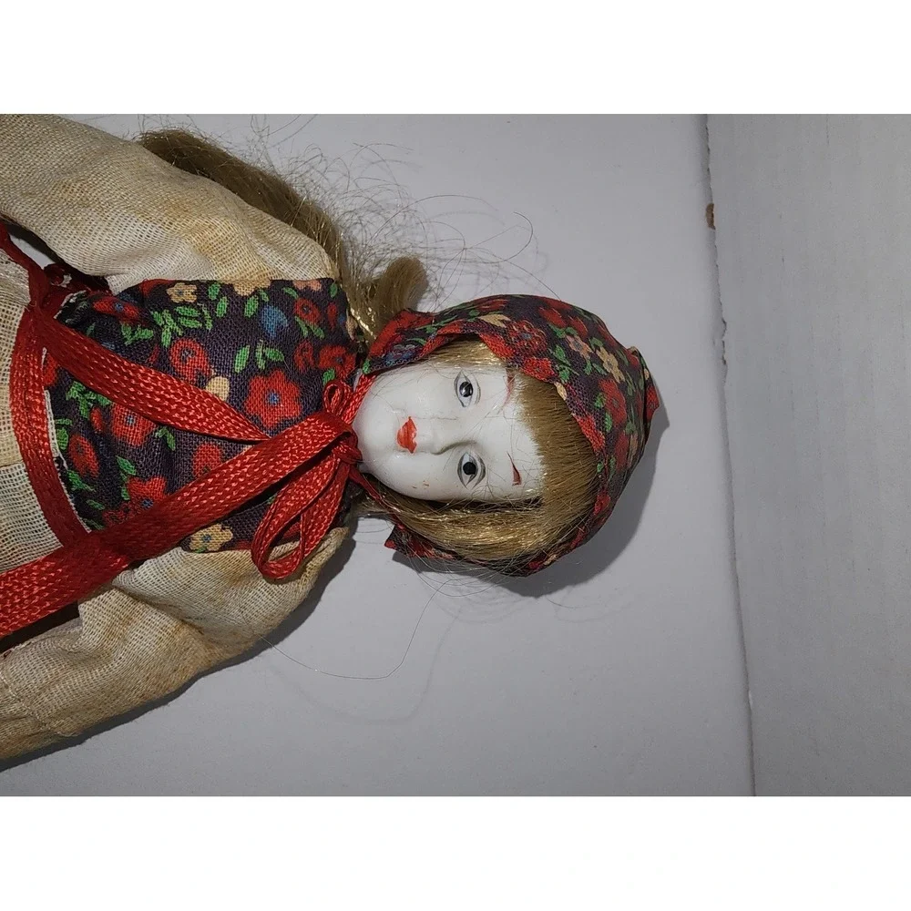 Vintage China‎ Collectible Doll